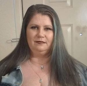 Meet your Posher, Naomi